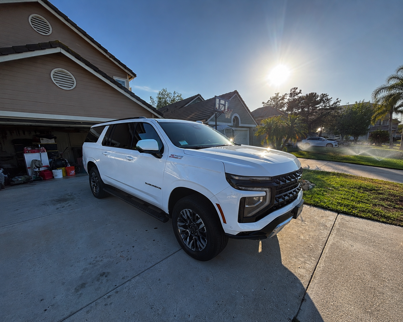 Chevy Suburban Z71 — Full SUV, 5% rear